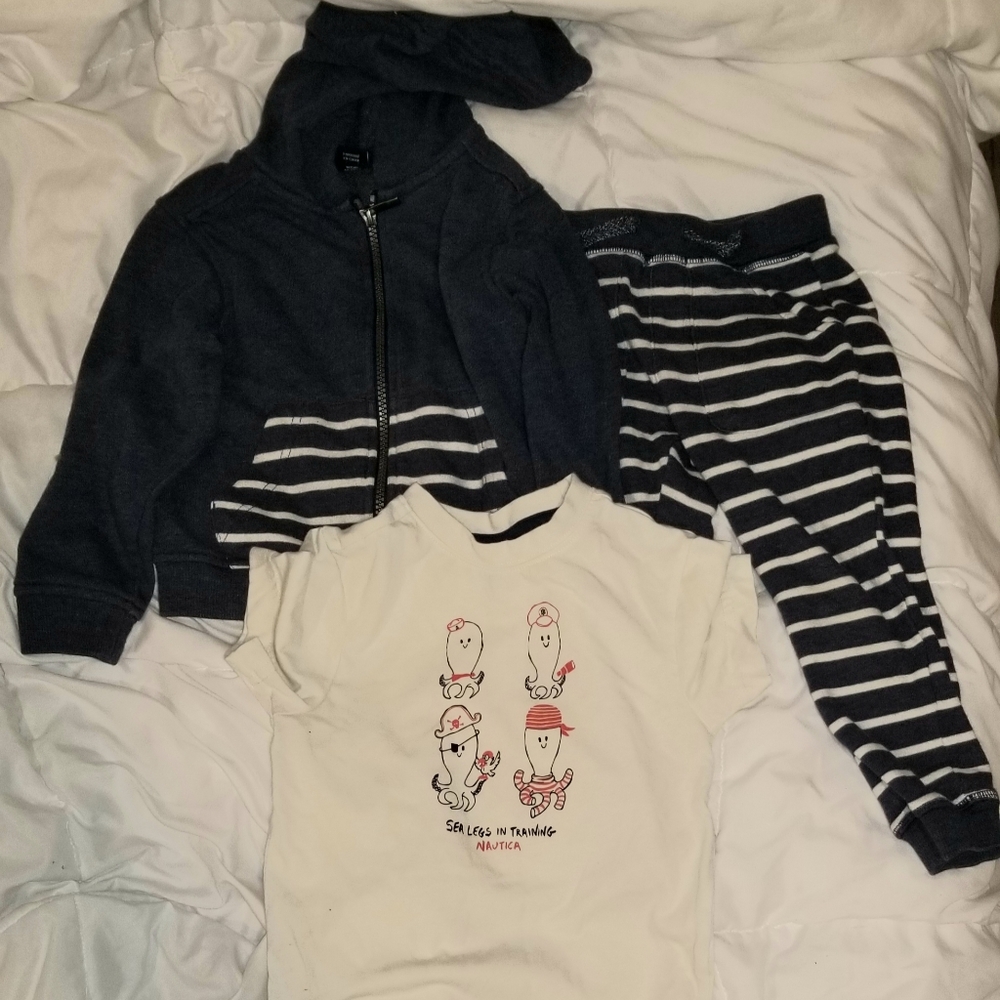 3 piece Nautica sweat pants outfit, 3t